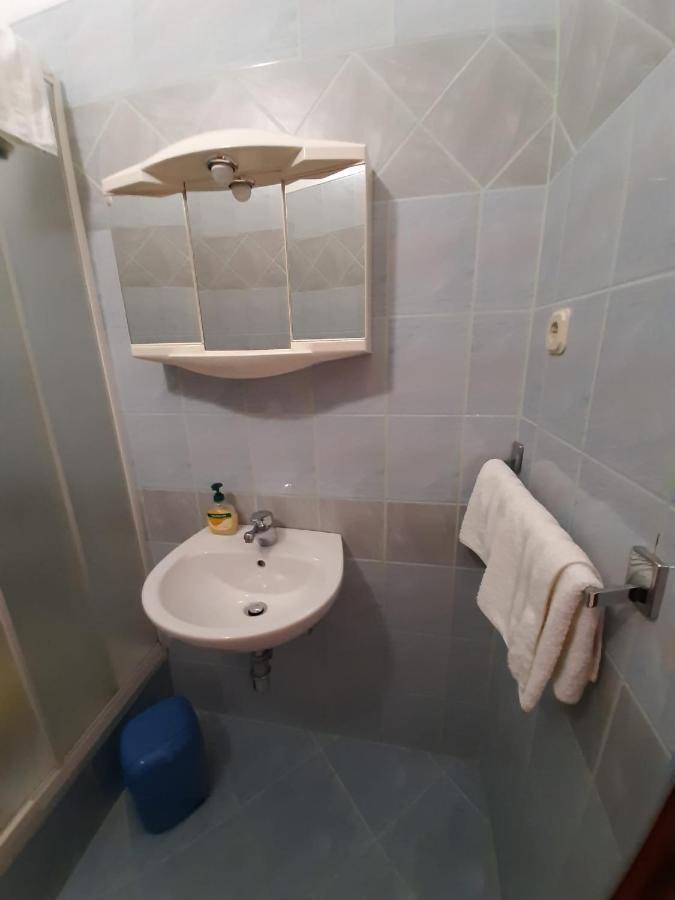 Apartments Ivanka Starigrad Paklenica Εξωτερικό φωτογραφία