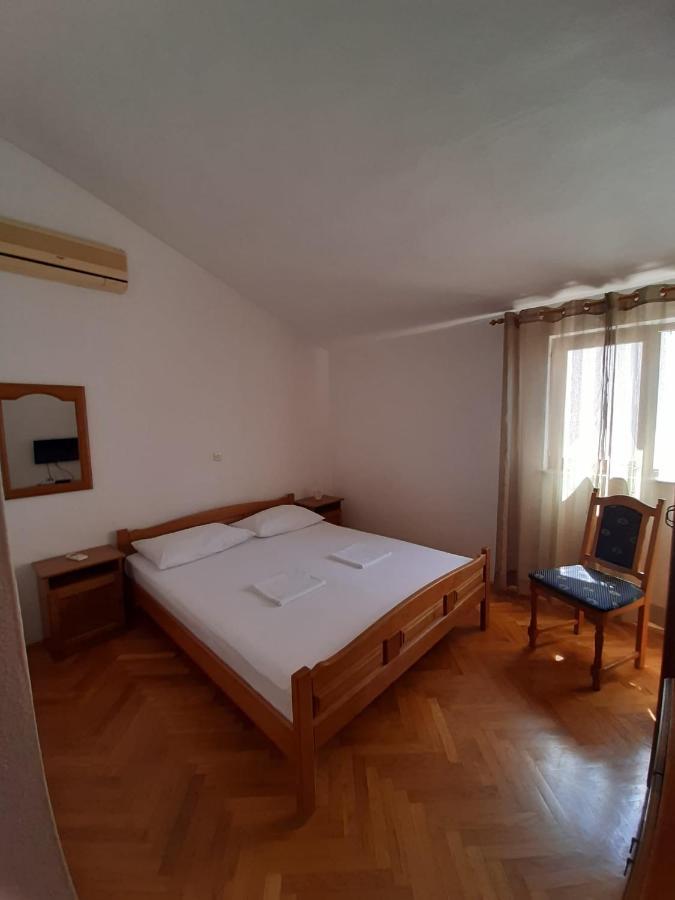 Apartments Ivanka Starigrad Paklenica Εξωτερικό φωτογραφία