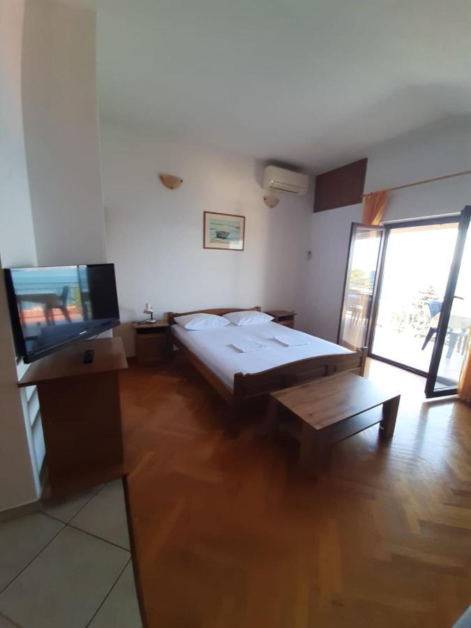 Apartments Ivanka Starigrad Paklenica Εξωτερικό φωτογραφία