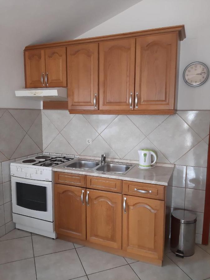 Apartments Ivanka Starigrad Paklenica Εξωτερικό φωτογραφία