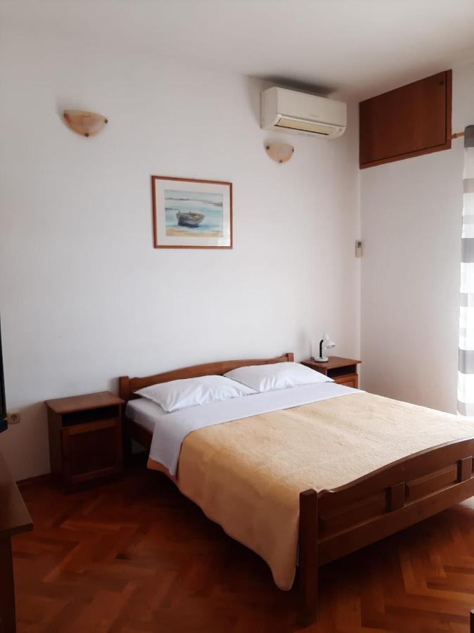 Apartments Ivanka Starigrad Paklenica Εξωτερικό φωτογραφία