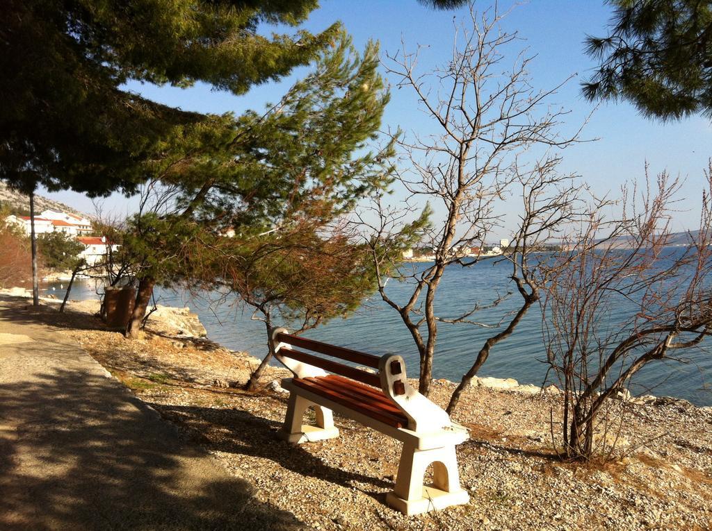 Apartments Ivanka Starigrad Paklenica Εξωτερικό φωτογραφία